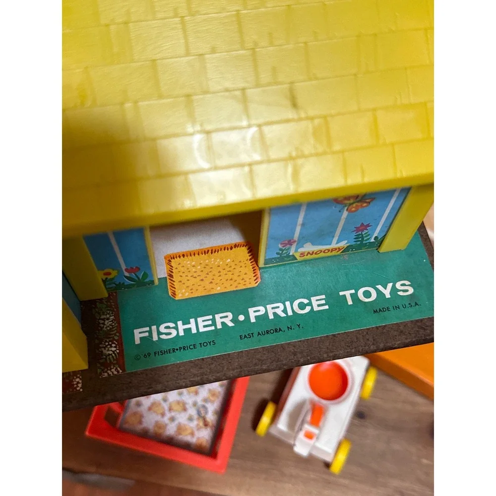 Vintage Fisher-Price Little People Play Family House 952 Blue Yellow 1970s Set